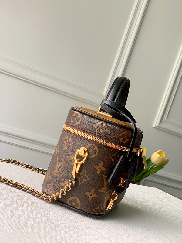 Louis Vuitton Luxury Bags 2675