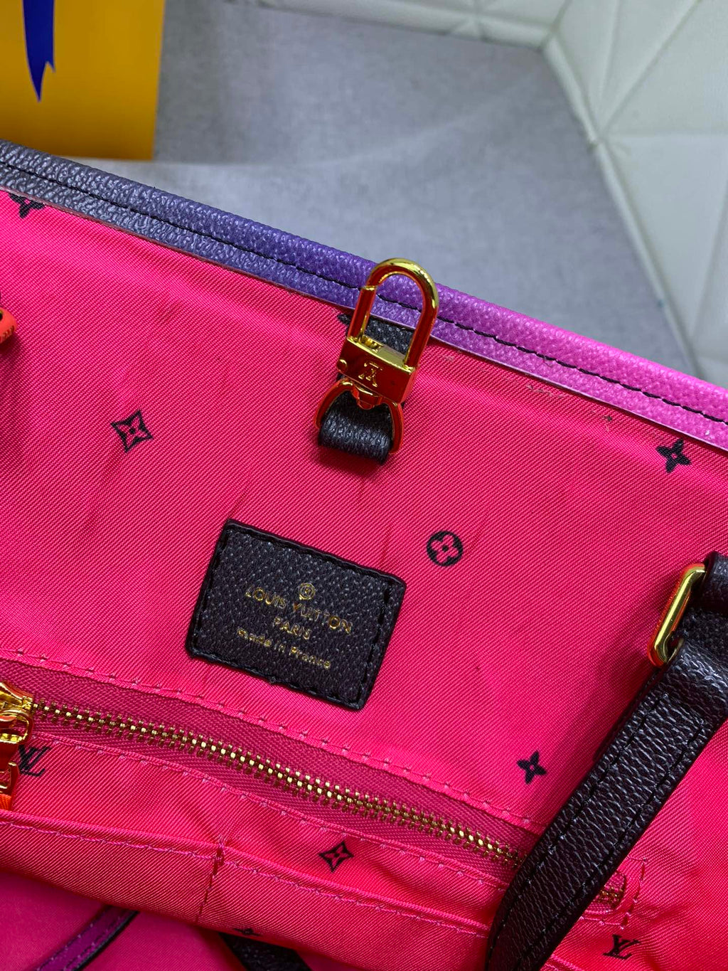 Luxury Bags Louis Vuitton  749