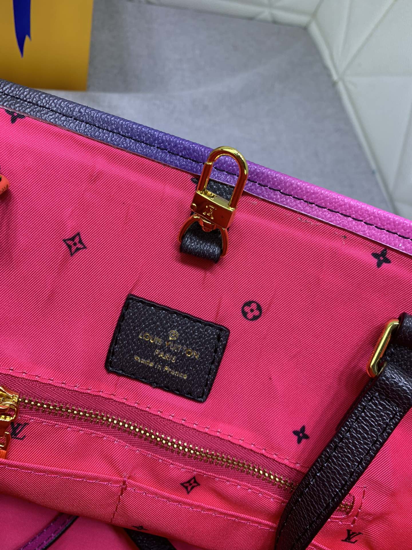 Luxury Bags Louis Vuitton  749