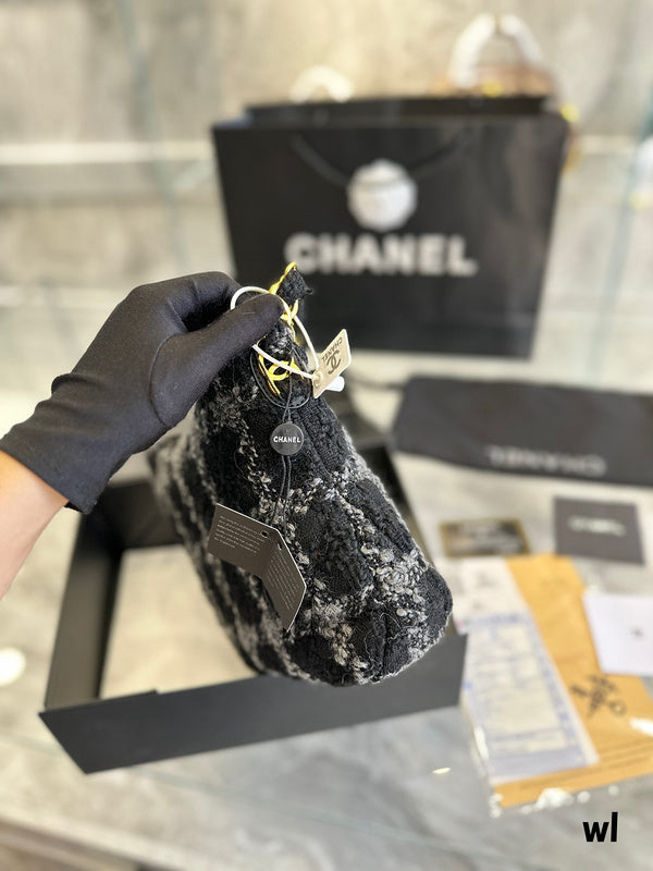 aura-bags - Chanel Bags - 7064