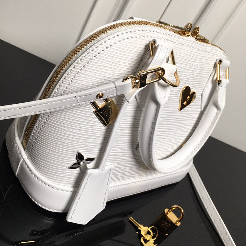 Louis Vuitton Luxury Bags 1972