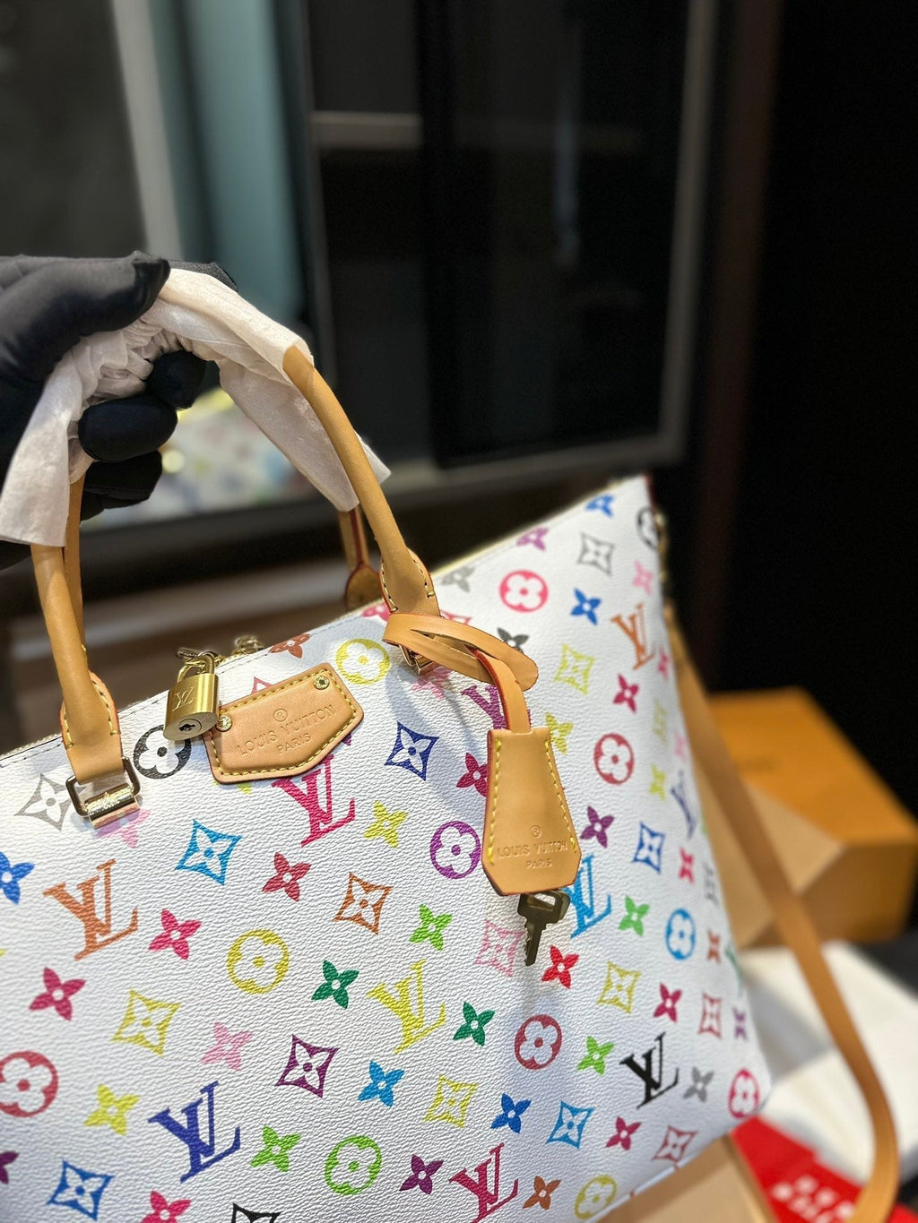 Luxury Bags Louis Vuitton  814