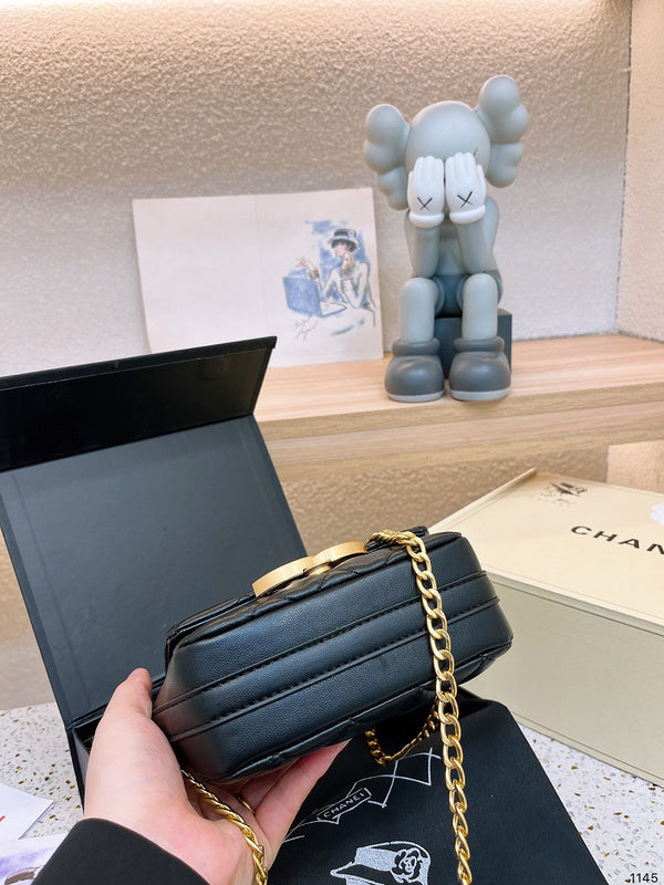 aura-bags - Chanel Bags - 7026