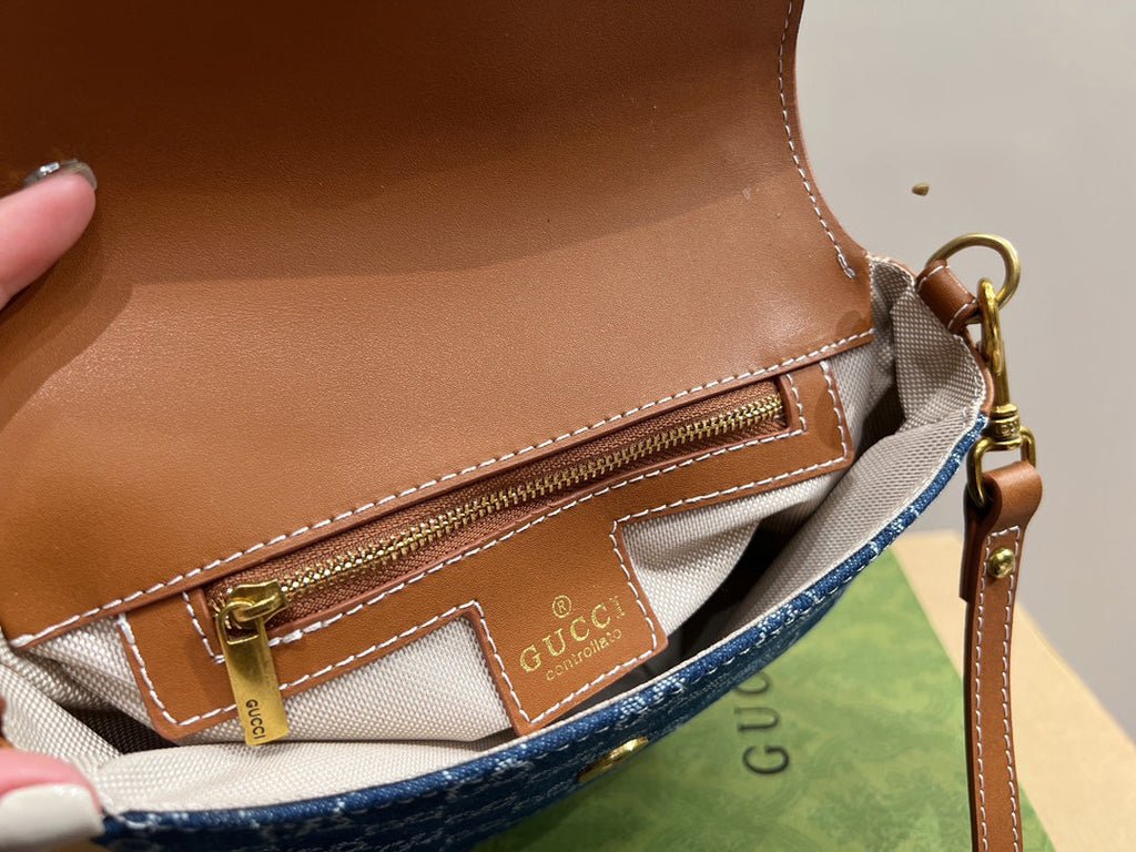 Luxury Bags Louis Vuitton  759