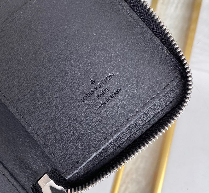 Louis Vuitton Luxury Bags 2335