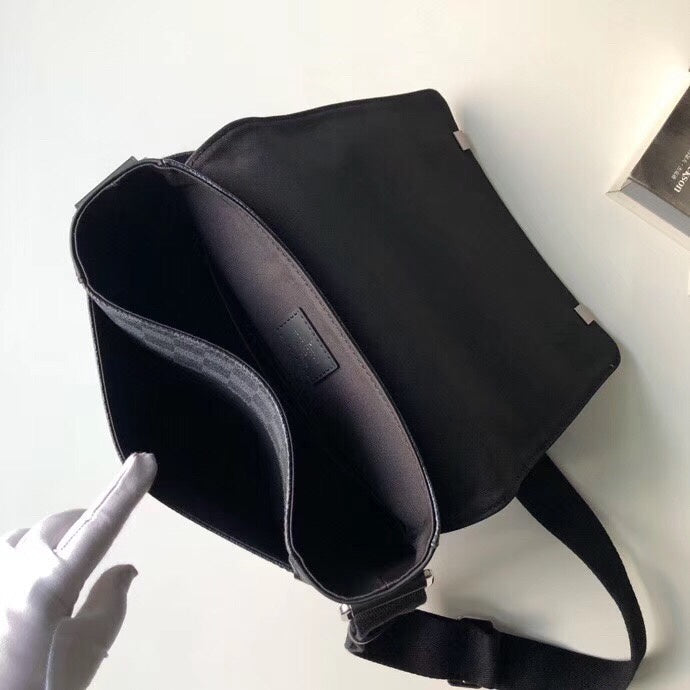 Louis Vuitton Luxury Bags 2704