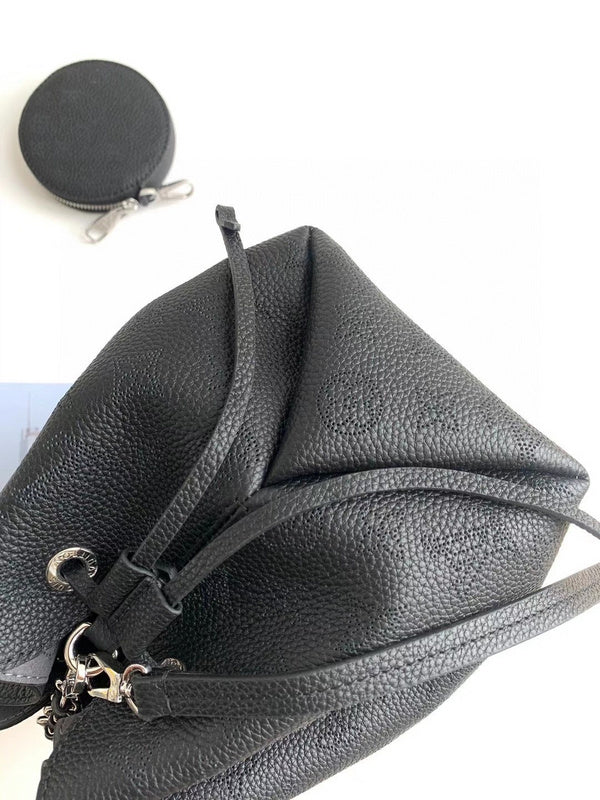 Louis Vuitton Luxury Bags 2586