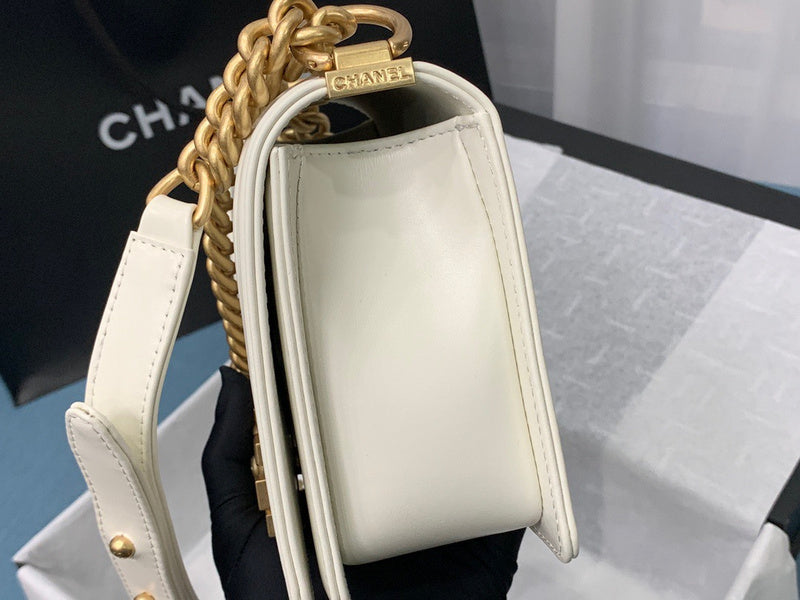 aura-bags - Chanel Bags - 7644