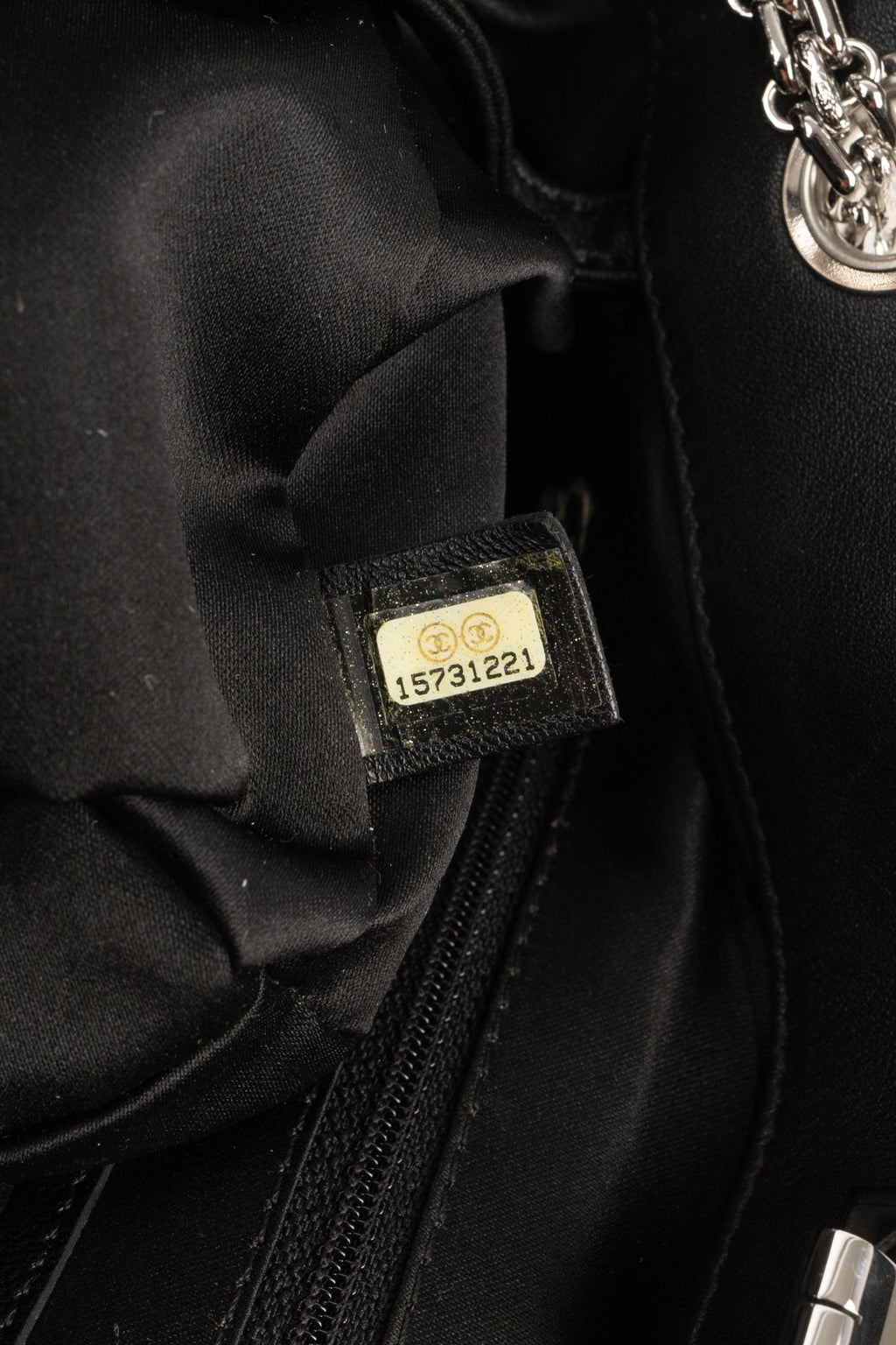 Sac �� paillettes Chanel 2011