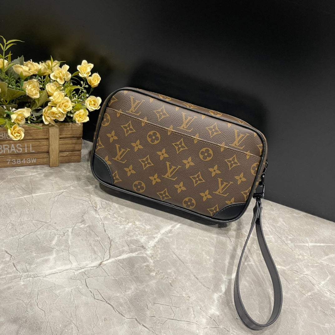 Luxury Bags Louis Vuitton  861