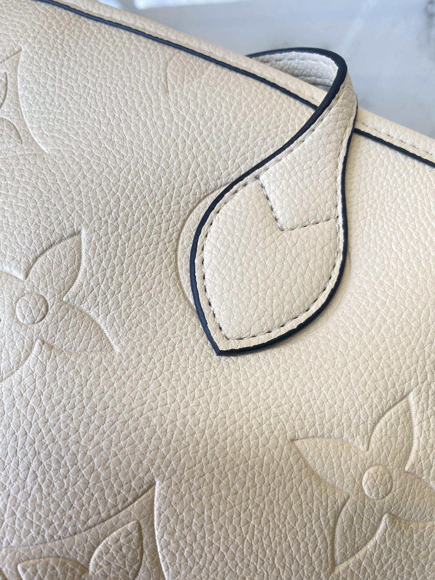 Luxury Bags Louis Vuitton  790