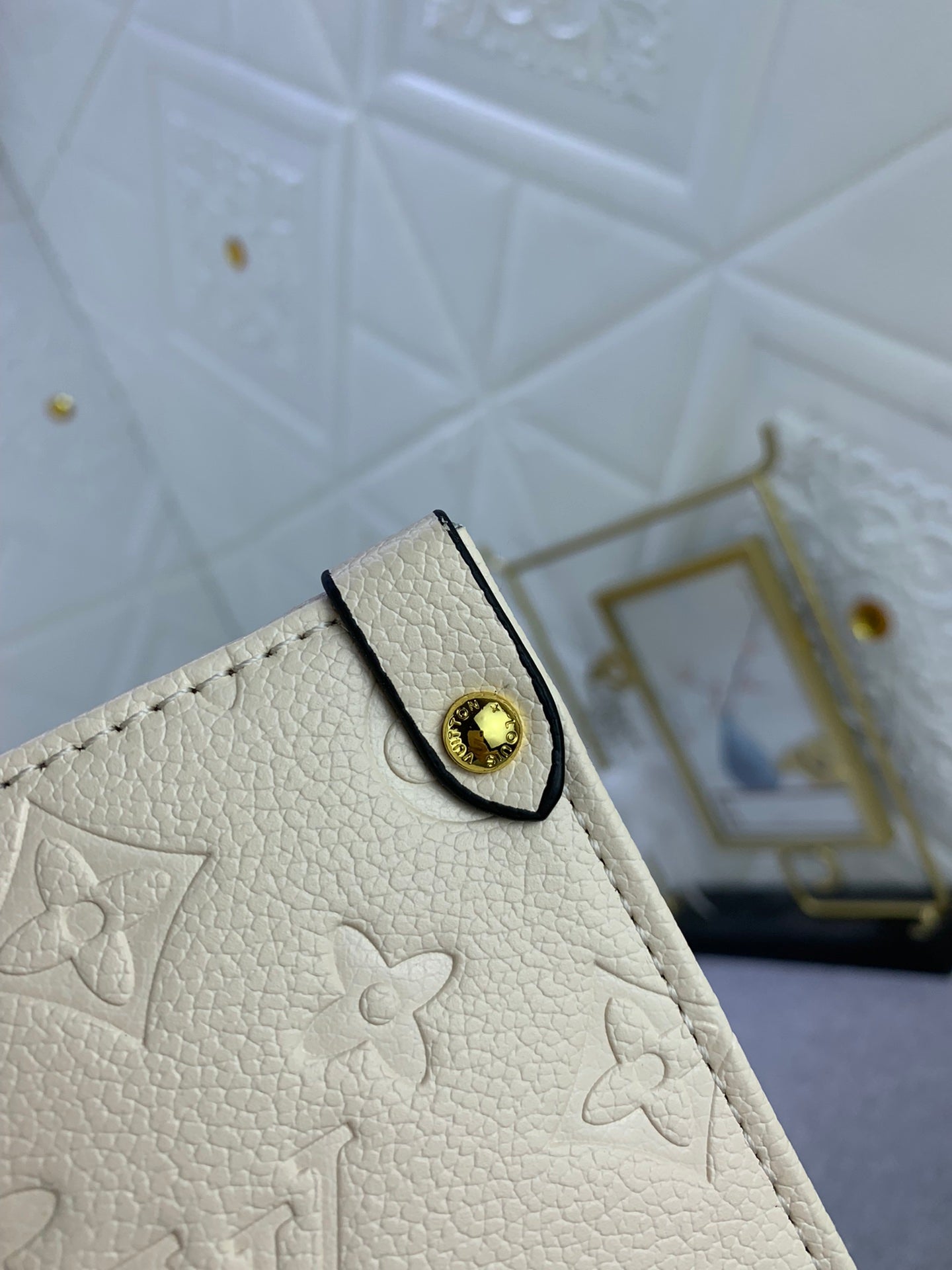 Luxury Bags Louis Vuitton  768