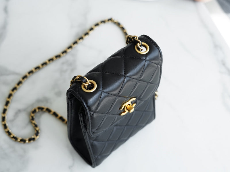 aura-bags - Chanel Bags - 7372