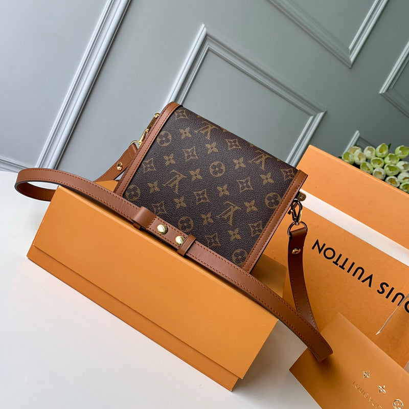 Louis Vuitton Luxury Bags 2600