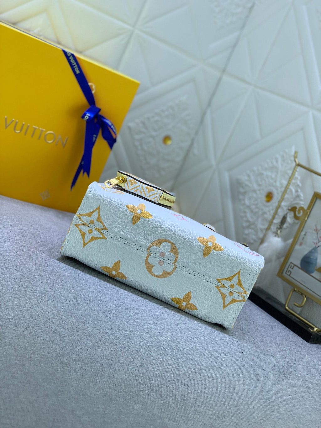 Luxury Bags Louis Vuitton  816