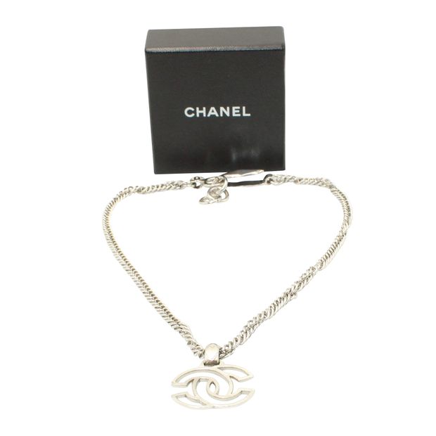 CHANEL Vintage Silver Tone Chocker With "Cc"