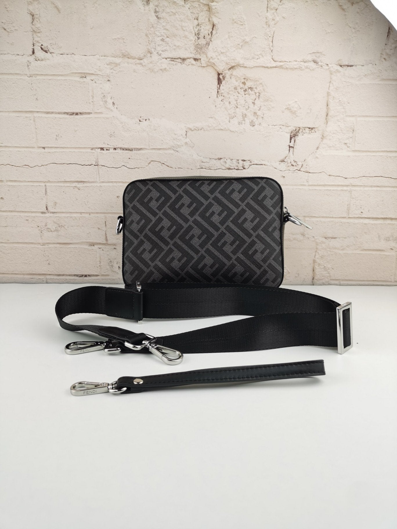 Designer Handbags Fendi 175