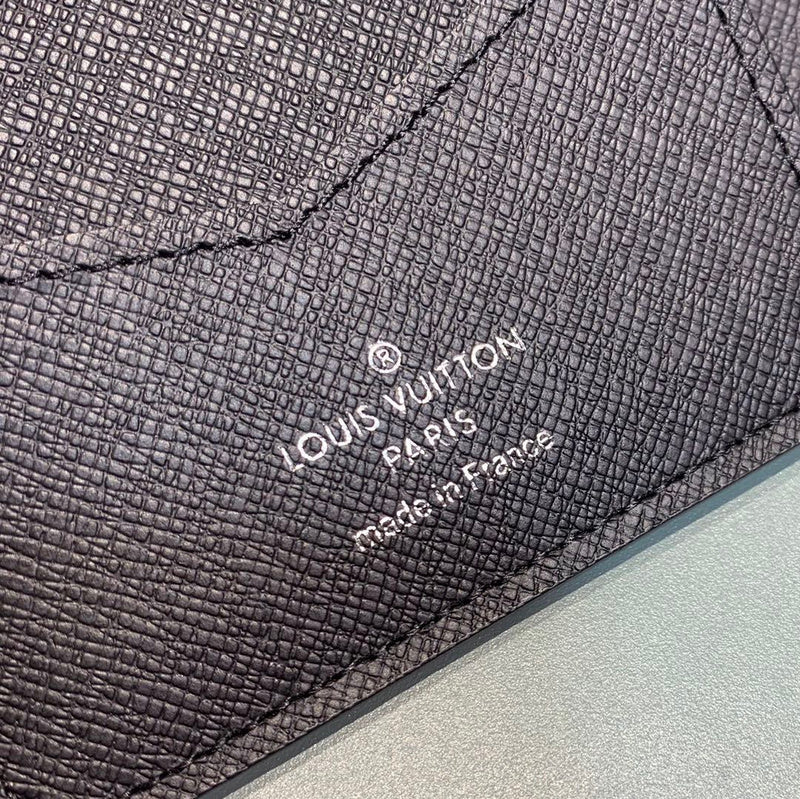 Louis Vuitton Luxury Bags 2339