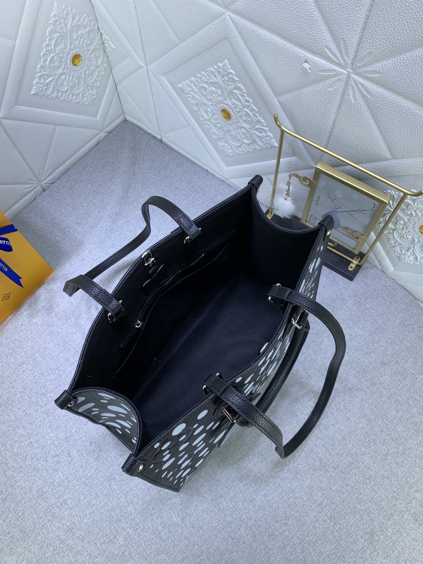 New Bag Louis Vuitton  635