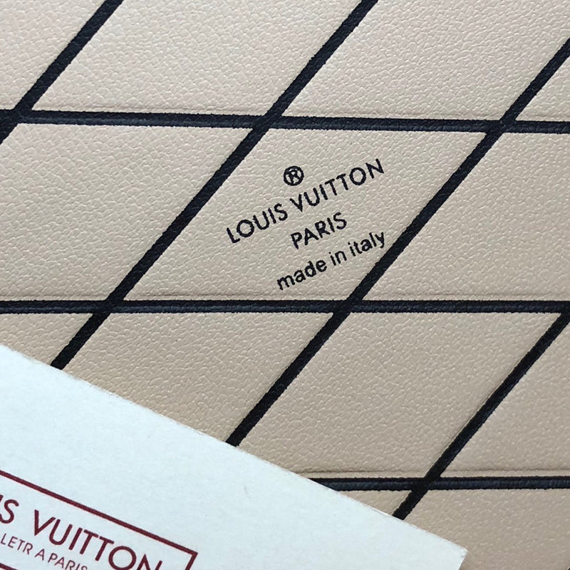Louis Vuitton Luxury Bags 1940