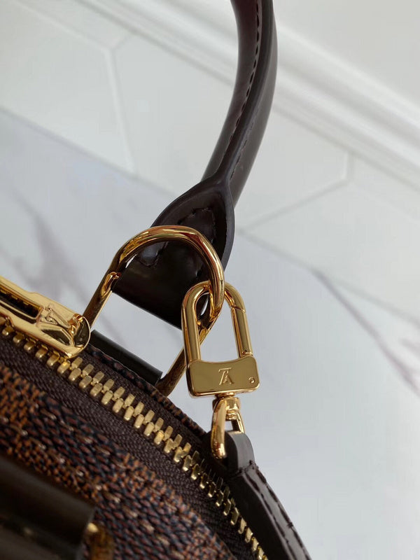 Louis Vuitton Luxury Bags 2589
