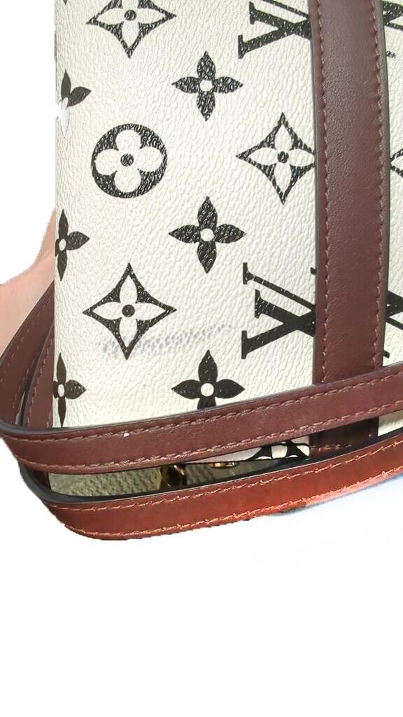 LOUIS VUITTON - Speedy Amazon Bag Monogram Canvas PM White / Brown Crossbody