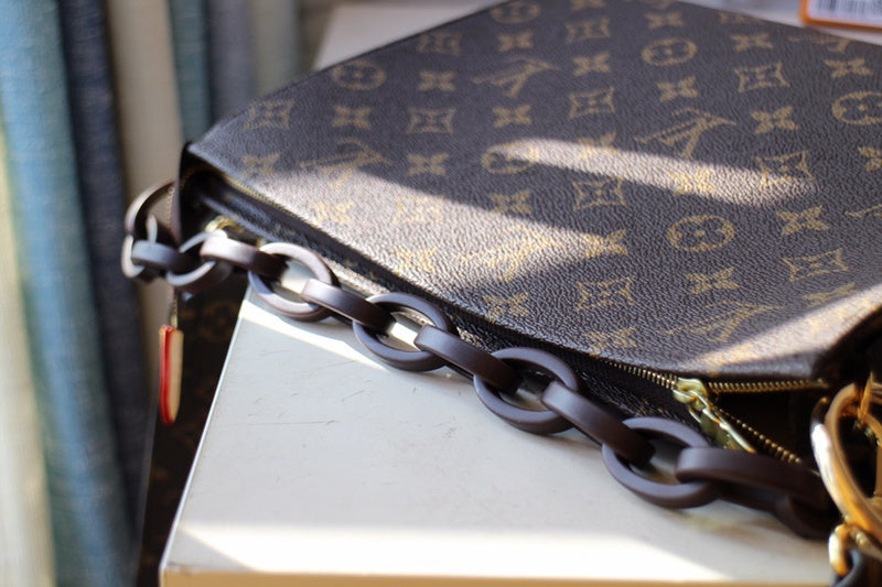Louis Vuitton Luxury Bags 2660