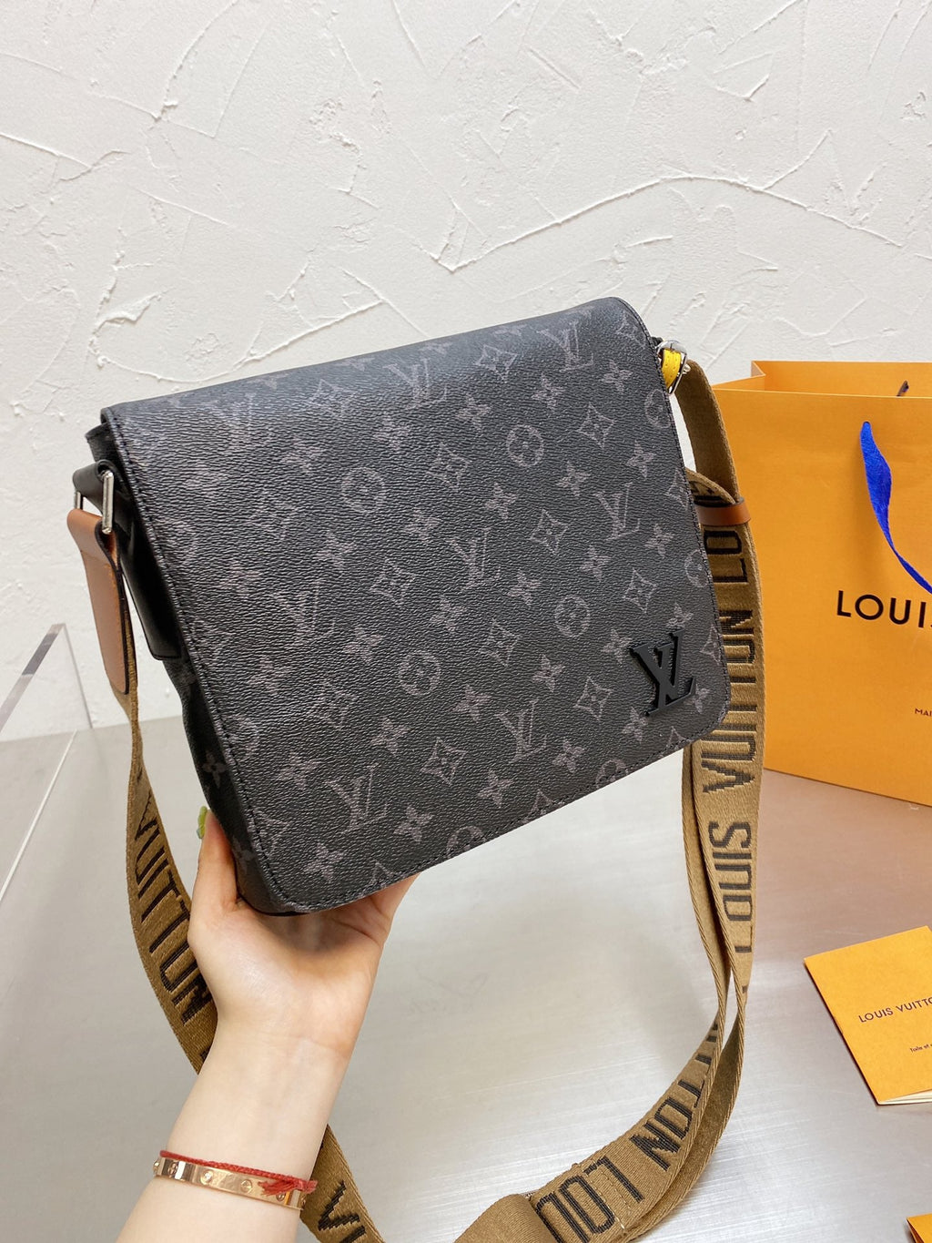 Designer Handbags louis vuitton 067