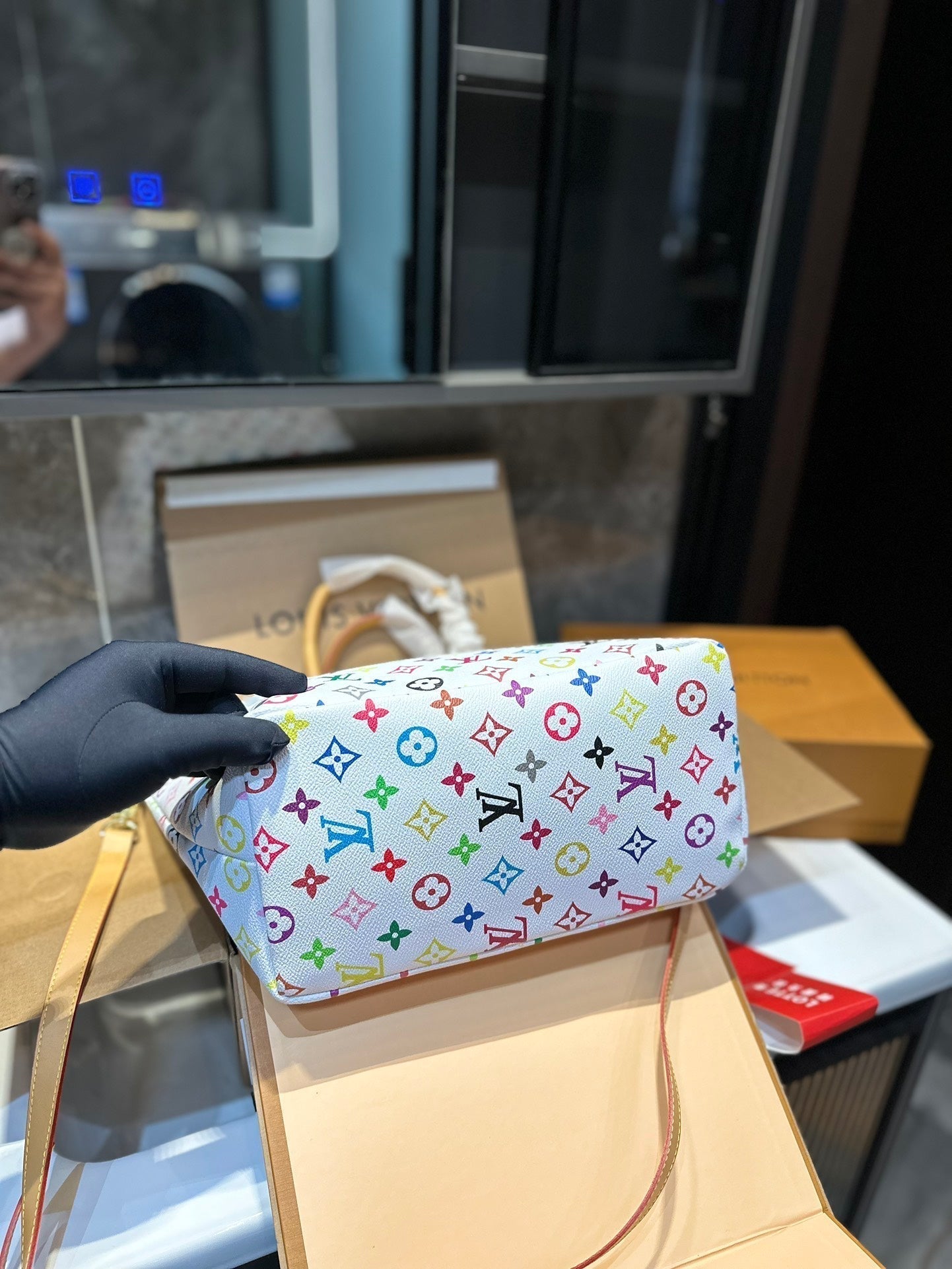 Luxury Bags Louis Vuitton  814