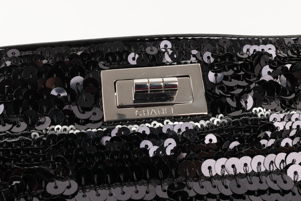 Sac �� paillettes Chanel 2011