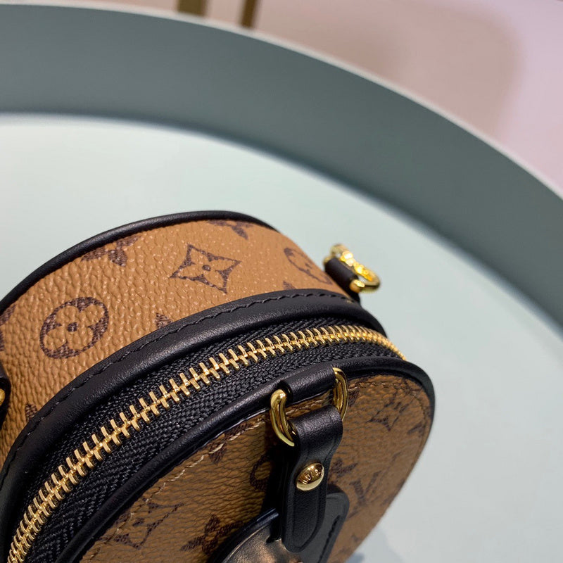 Louis Vuitton Luxury Bags 1883