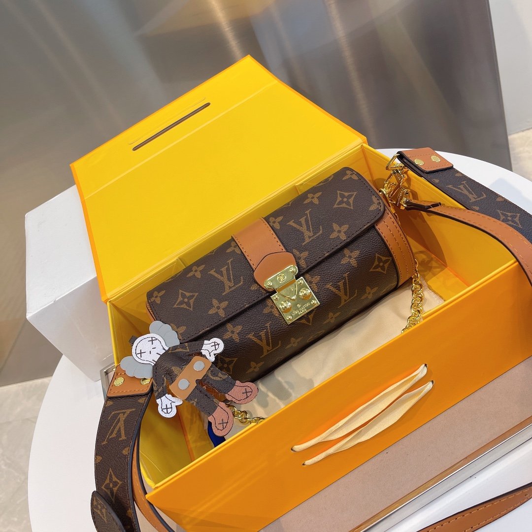 Designer Handbags Louis Vuitton 478