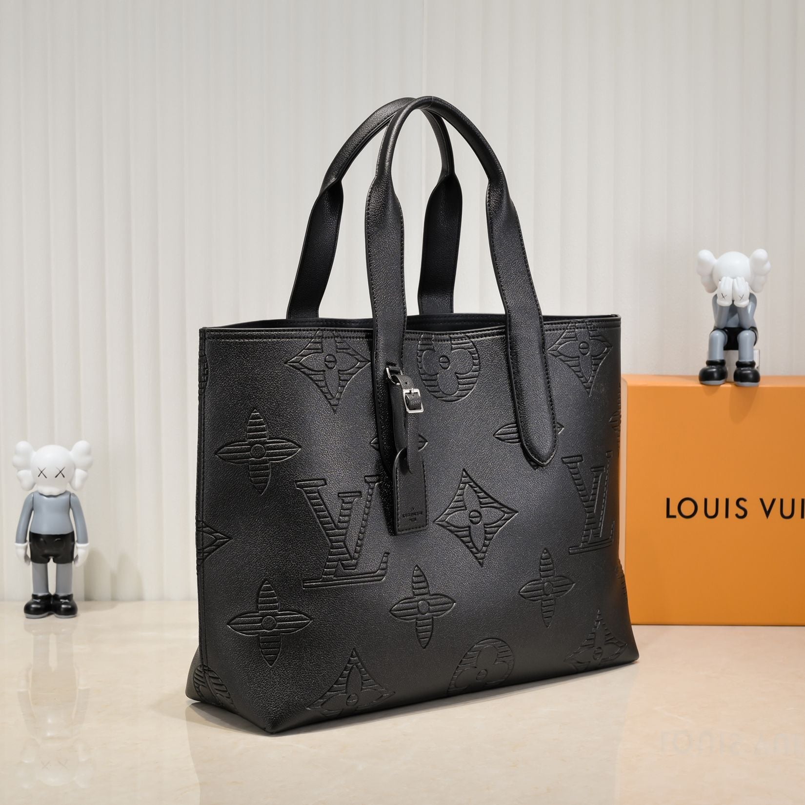 Luxury Bags Louis Vuitton  804