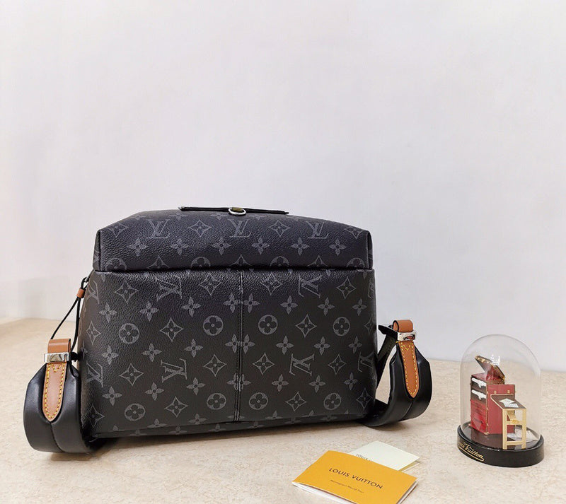 Louis Vuitton Luxury Bags 2810