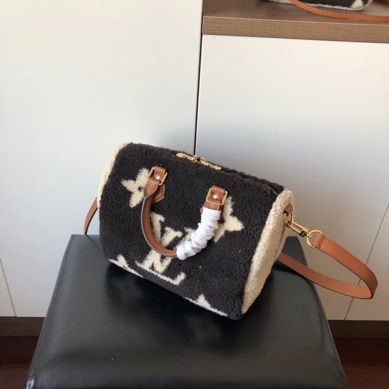 Louis Vuitton Luxury Bags 2656