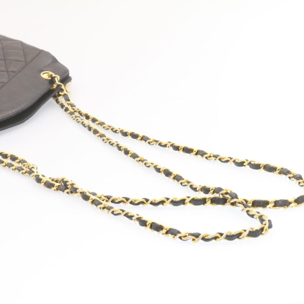 CHANEL Lamb Skin Matelasse Chain Shoulder Bag Black CC  am1201gA