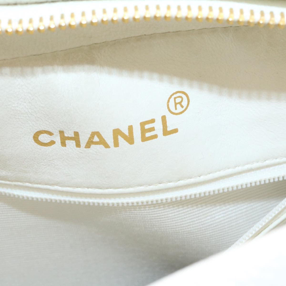 CHANEL Matelasse Chain Shoulder Bag Caviar Skin Gold White CC  am1370gA