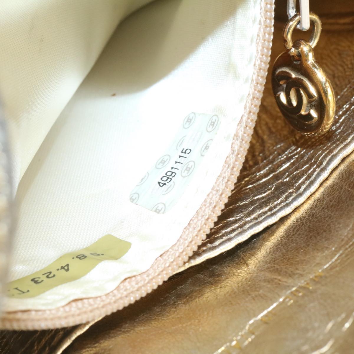 CHANEL Lamb Skin Matelasse Shoulder Bag Gold CC  am1684gA