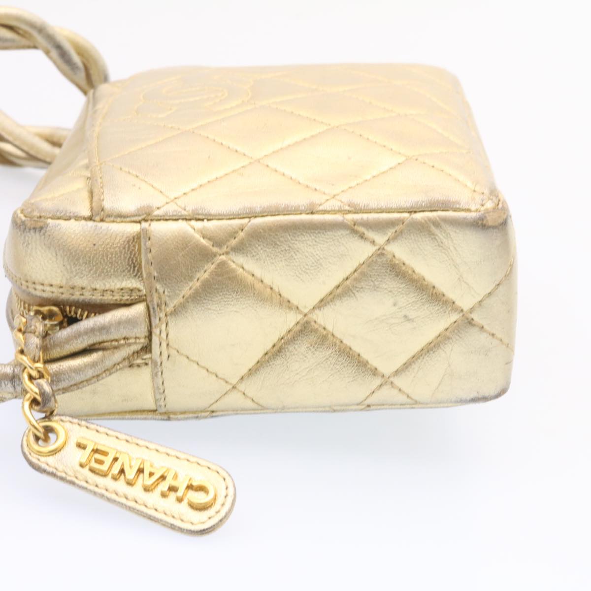 CHANEL Lamb Skin Matelasse Shoulder Bag Gold CC  am1684gA