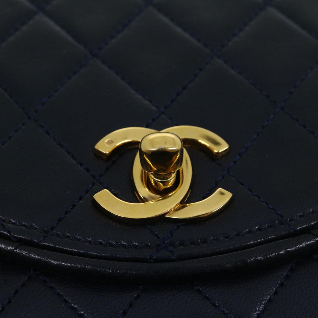 CHANEL Matelasse Chain Flap Shoulder Bag Lamb Skin Navy Gold CC  am2602gA