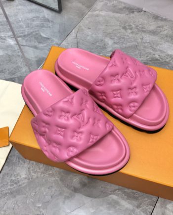 louis vuitton Women's Pool Pillow Flat Comfort Mule Pink For Women LV