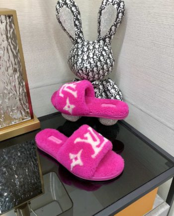 louis vuitton Women's Magnetic Flat Mule Pink For Women LV