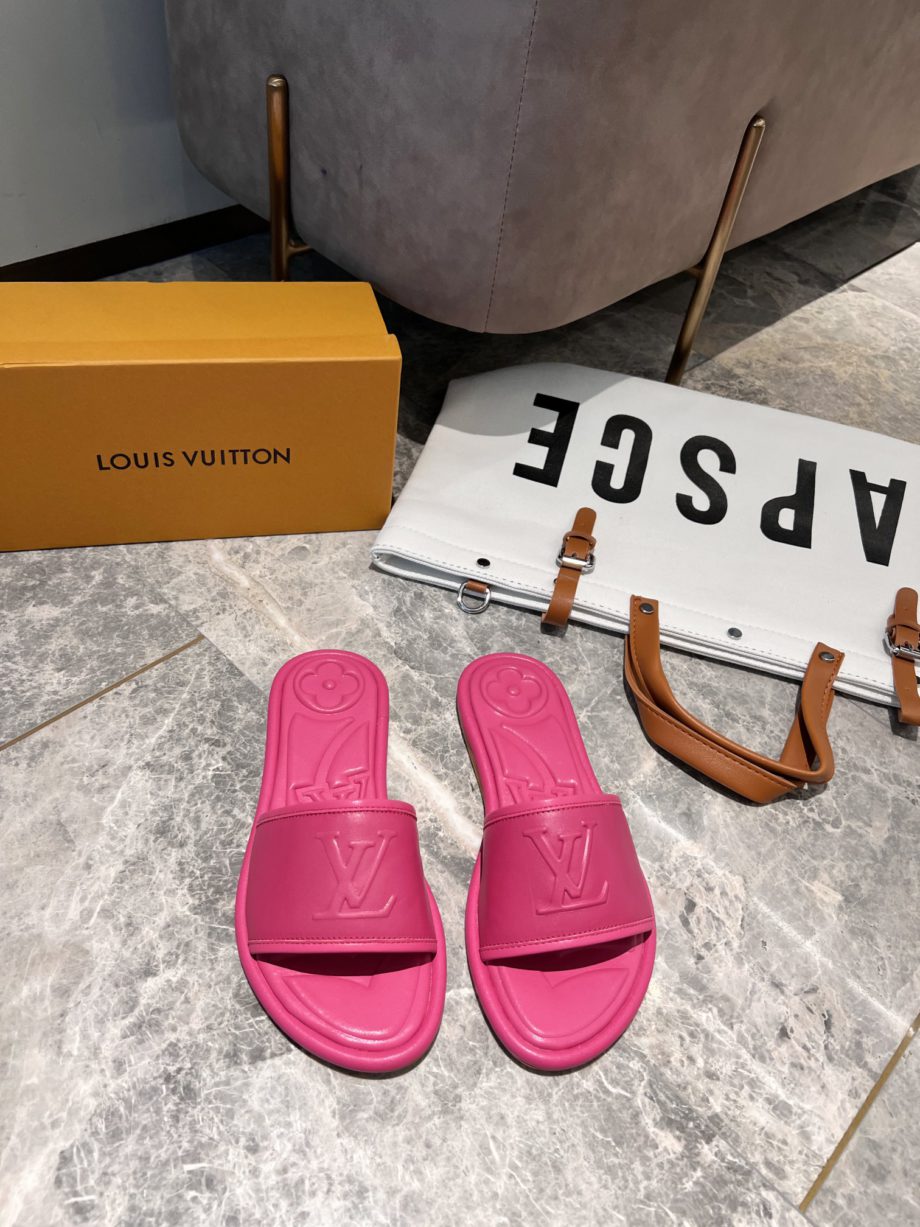louis vuitton Women's Magnetic Flat Mule Fuchsia Pink For Women 1AA1MN