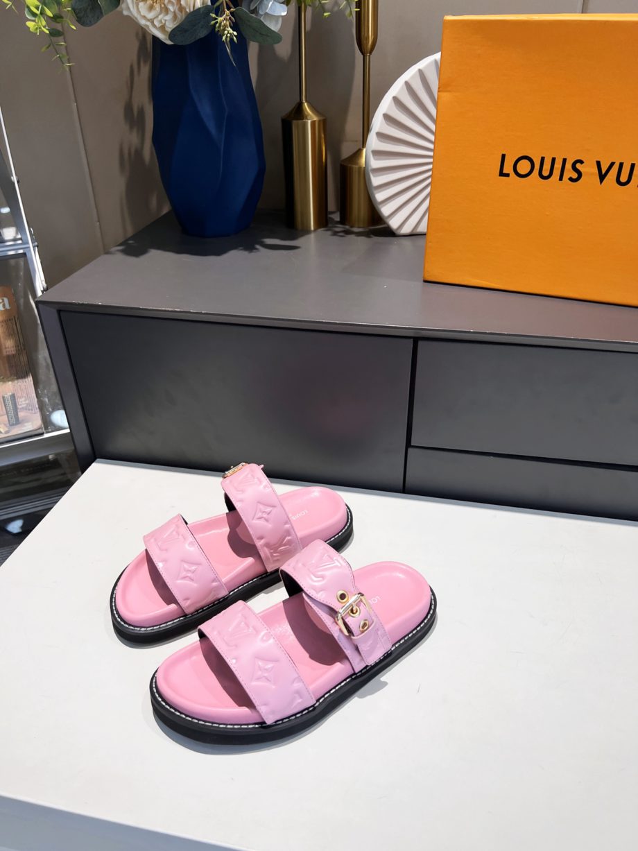 louis vuitton Women's Bom Dia Flat Mule Pink For Women