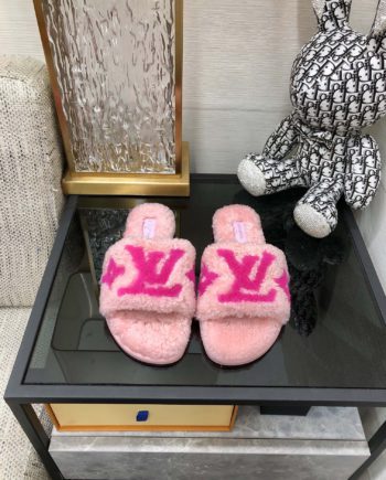 louis vuitton Women's Magnetic Flat Mule Pink For Women LV