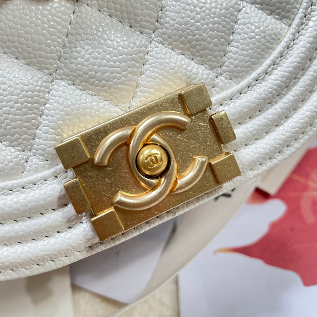 Chanel - Luxury Bag - CHL - 555