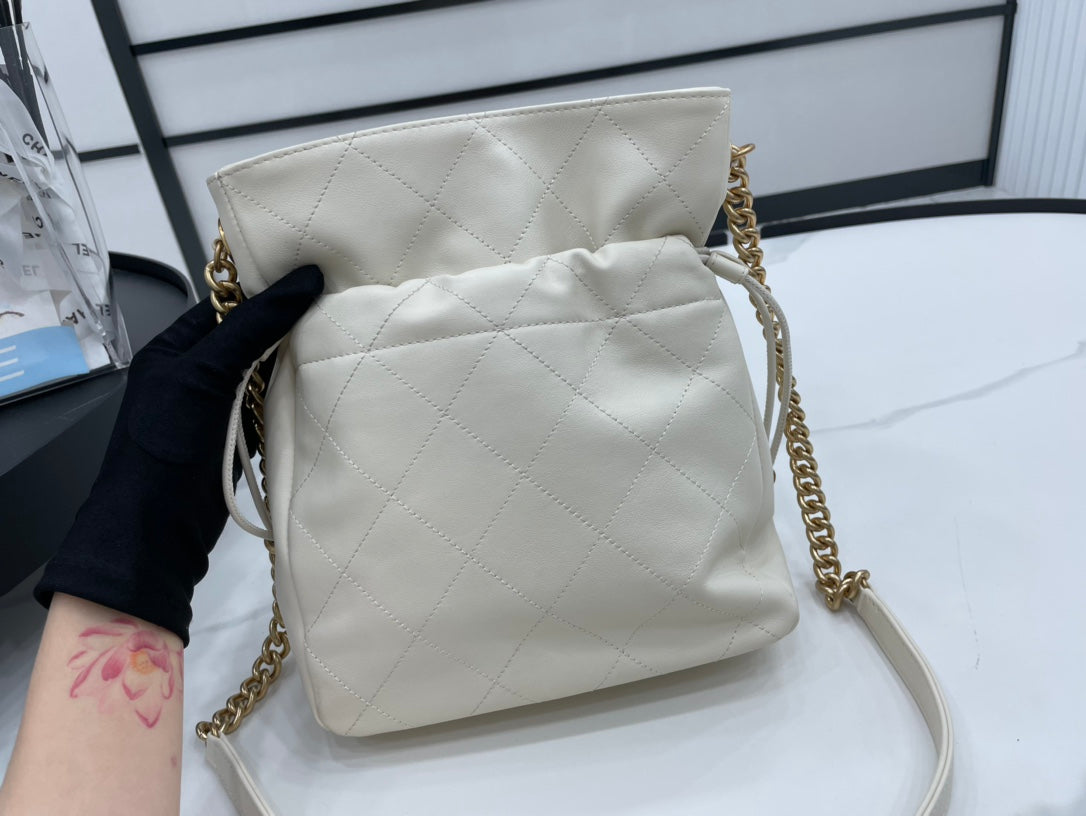 Chanel - Luxury Bag - CHL - 657