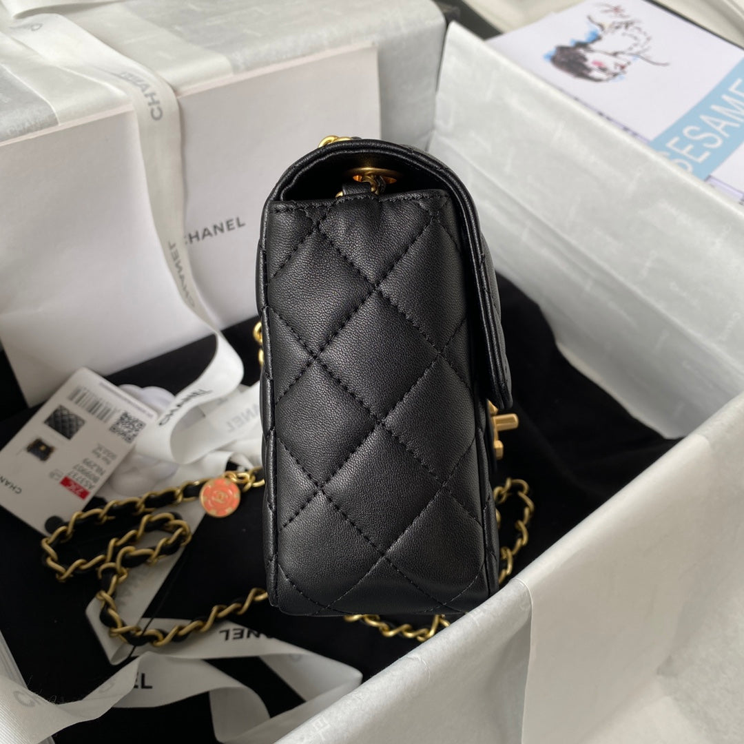 Chanel - Luxury Bag - CHL - 423