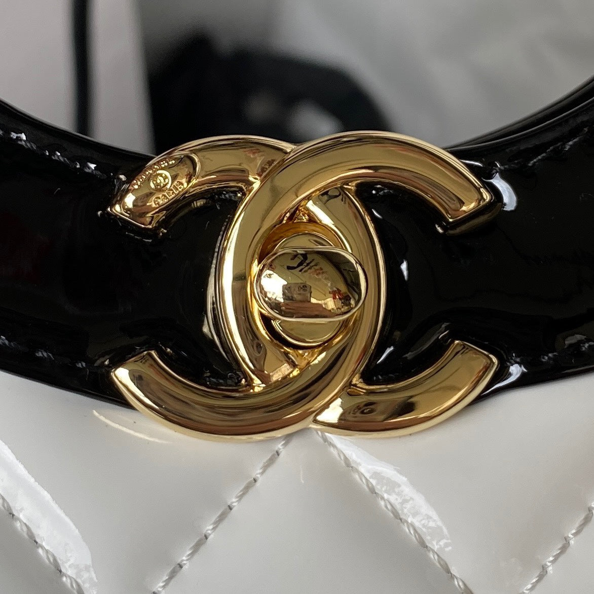 Chanel - Luxury Bag - CHL - 177