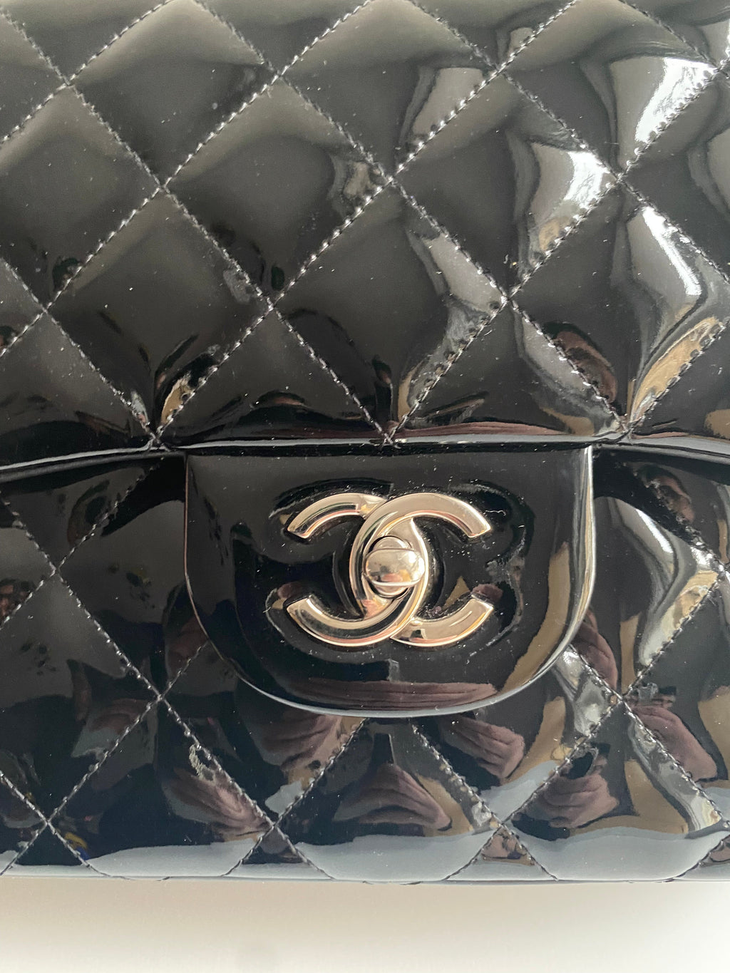 CHANEL Jumbo Classic Double Flap Patent Black